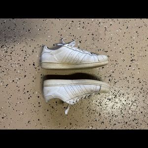 Adidas superstar 9.5